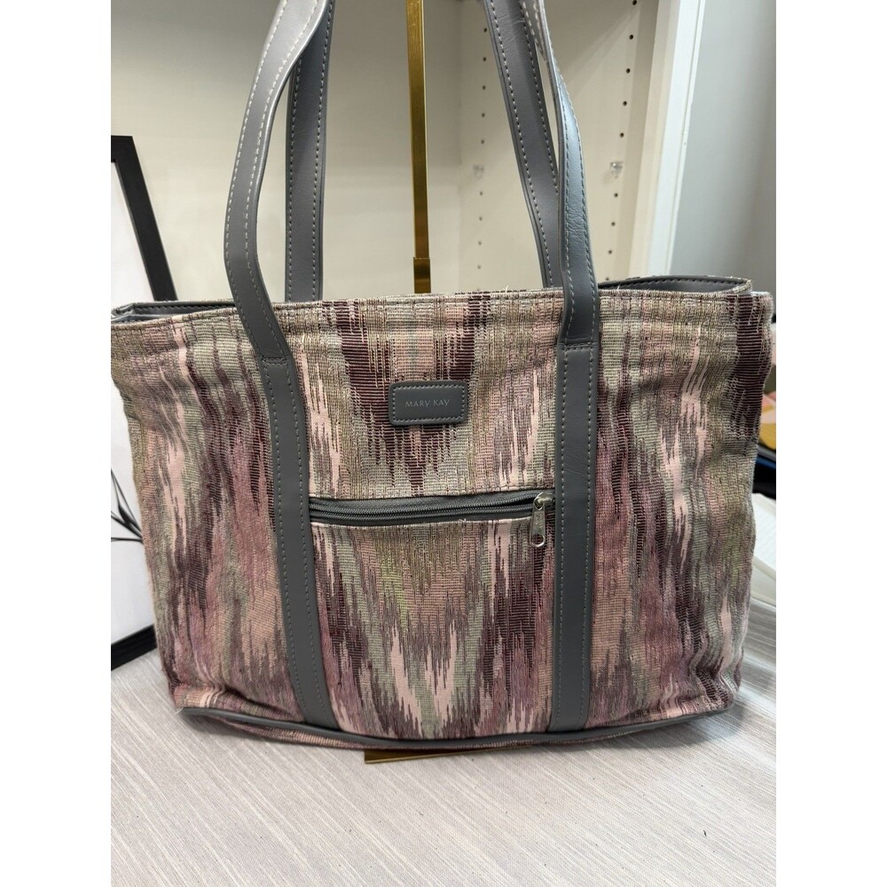 Vtg Mary Kay Black Zip Tote Bag Logo, Floral Lined, Inner Pockets Double Handles